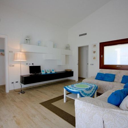 Villa Franca By Wonderful Italy Сан Теодоро Екстериор снимка
